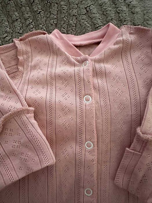 Костюмчик на виписку,  человечки-размер 56см, плюс подарок(новий)