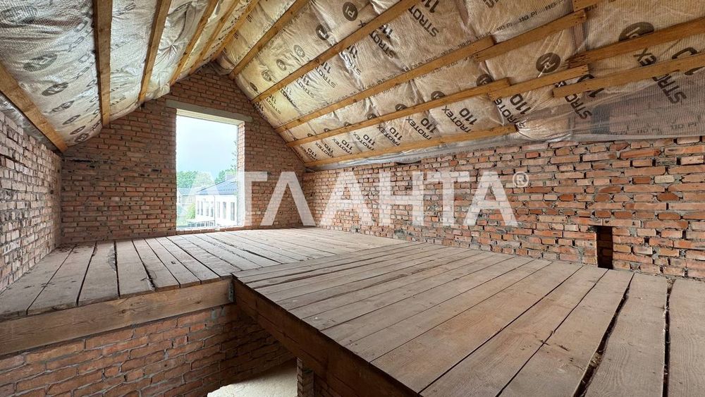 Продаж Танхауса  У Хотові, вигідна ціна. Обухівського району.