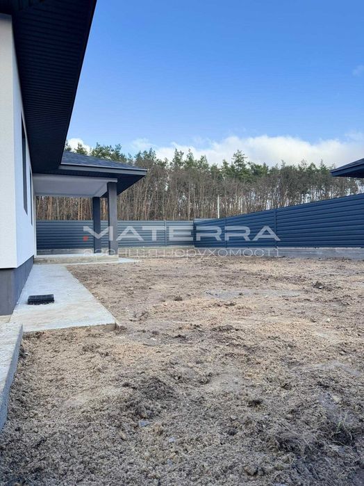 Круглик - Віта-Поштова Продаж будинку з краєвидом на ліс, під чистове