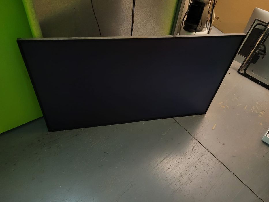Oportunidade - Monitore LG Digital Signage 49"