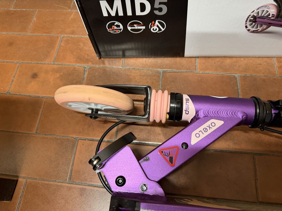 Trotinene Oxelo M5, 5-9 anos decathlon com todos os acessorios de protecao - muito bom estado