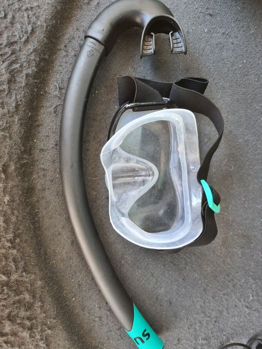 Kit mergulho. Mascara e tubo barbatanas e saco