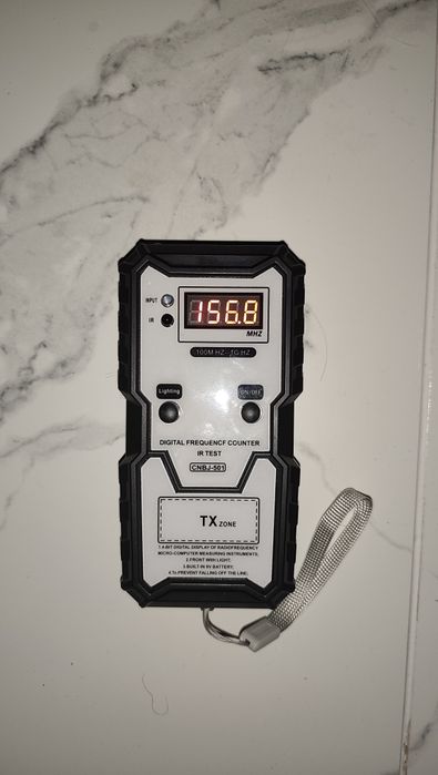 Цифровий частотомір CNBJ-501 з ІЧ-тестером .