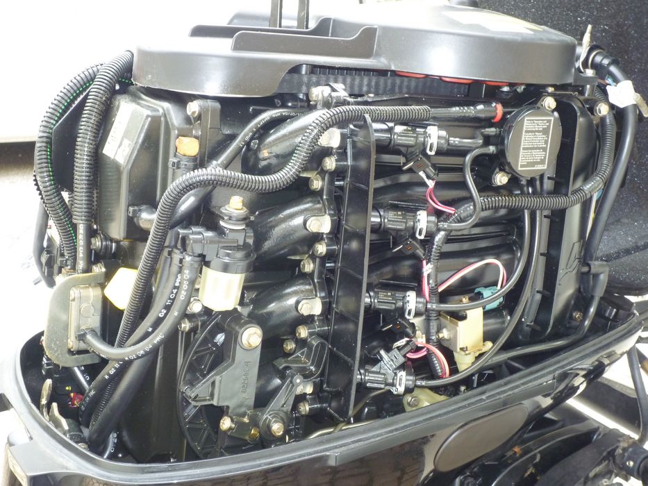 Semi-rigido Valliant 520