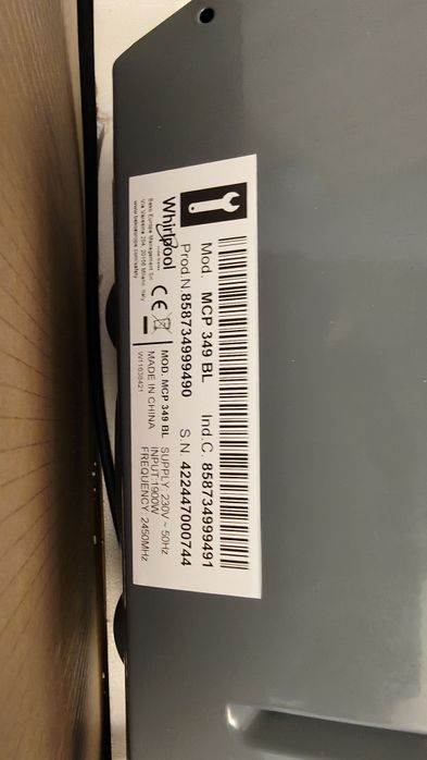 Kuchenka mikrofalowa Whirlpool chef Plus hub