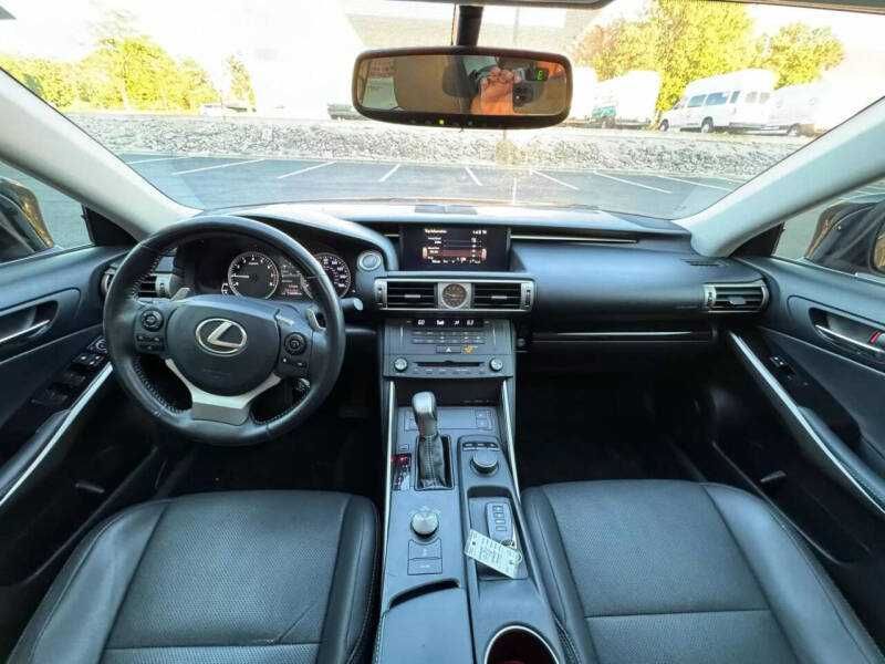 2016 Lexus IS 300