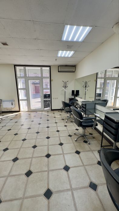 Продаж приміщення, 41,6 кв м , центр