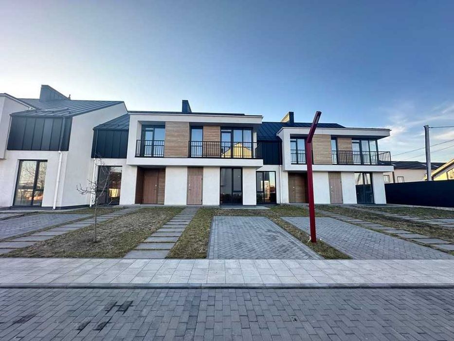 Продаж сучасного таунхауса в Ірпені (р-н.Стоянка). Котедже містечко Loft Attair