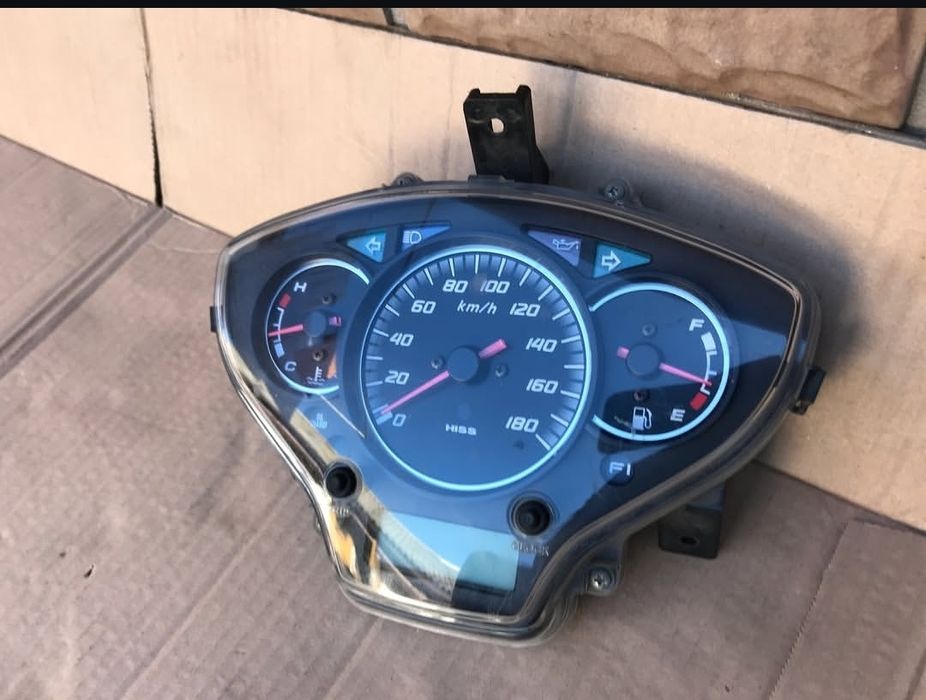 Honda sh 300 запчастини