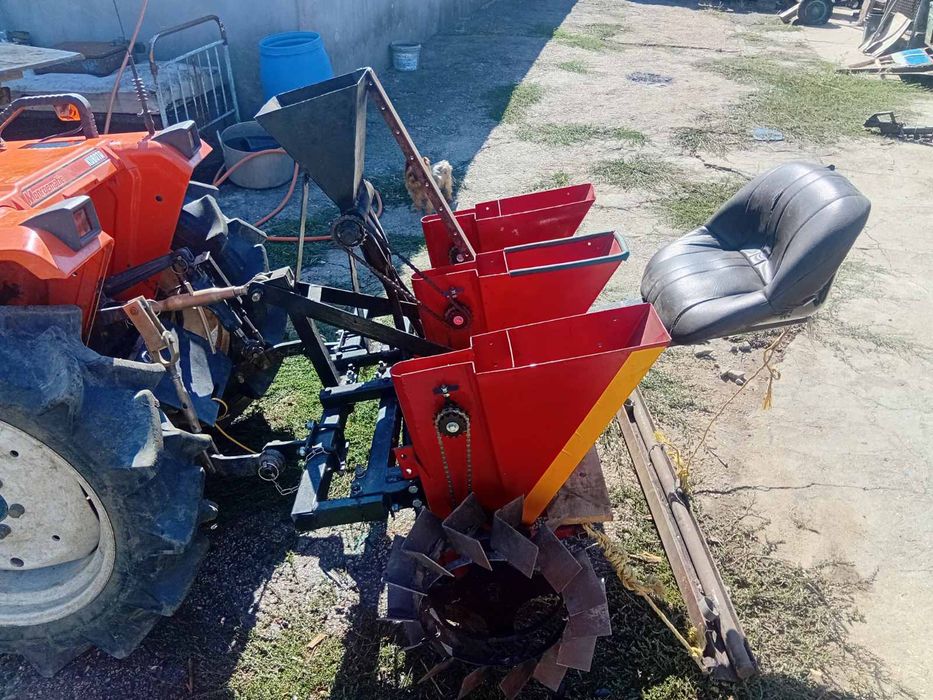 Продам чеснокосожалку 3  рядна