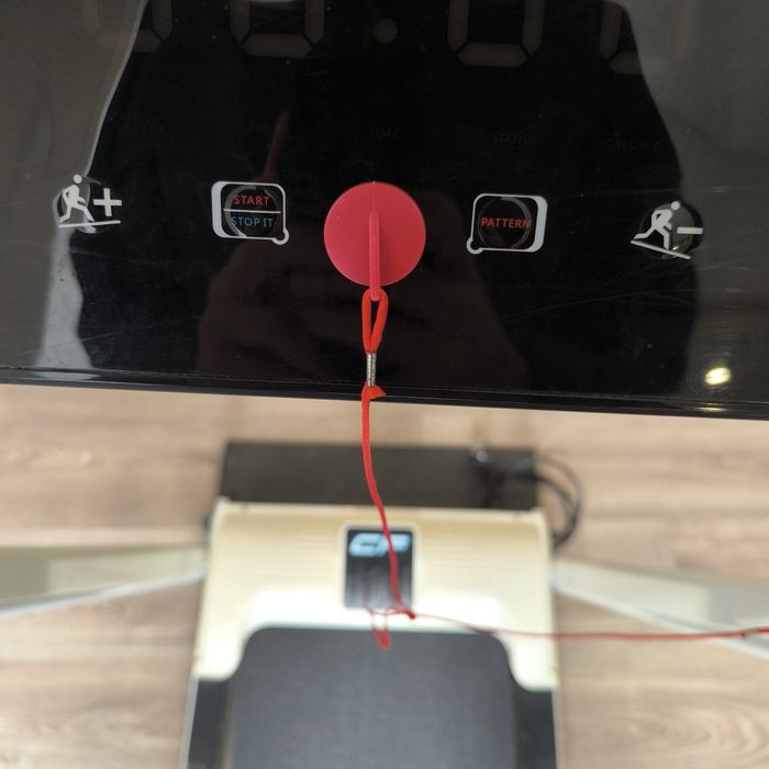 Passadeira Clover Fitness S1 (Compacta) + Tapete Oferta | Barcelos