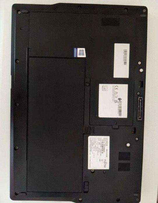 Fujitsu LIFEBOOK E5511