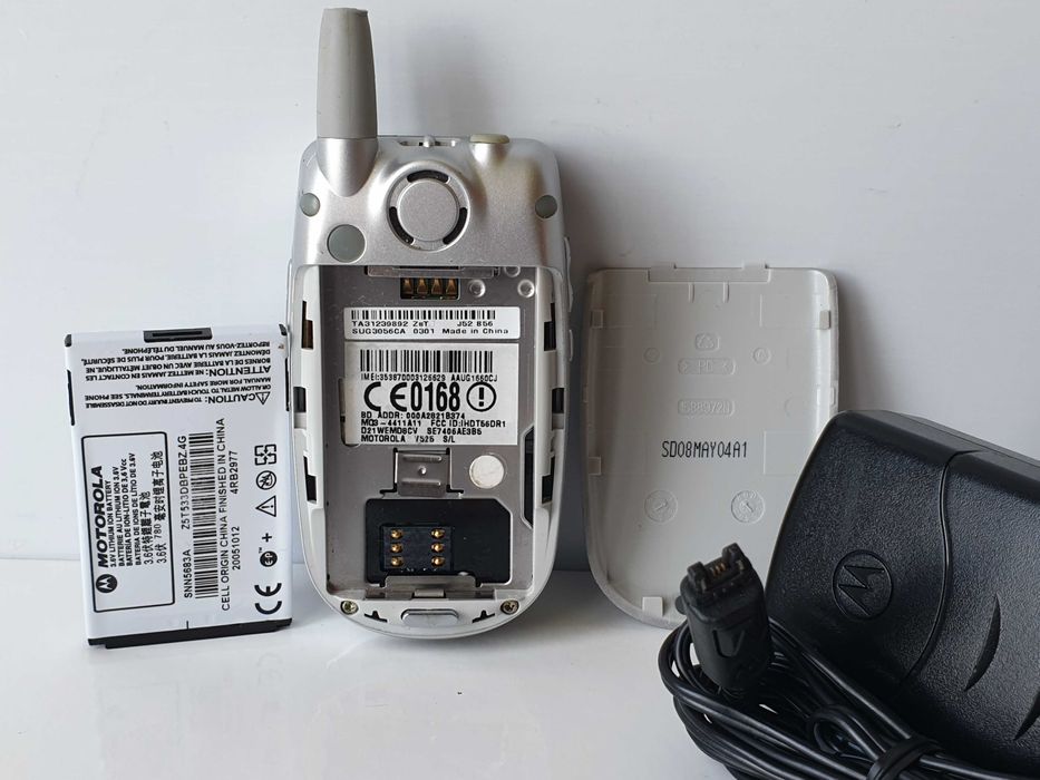 телефон Motorola v525