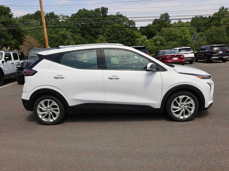 Chevrolet Bolt EUV LT FWD      2023