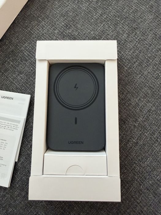 Павербанк Ugreen Magnetic Wireless 20W / 10000mAh