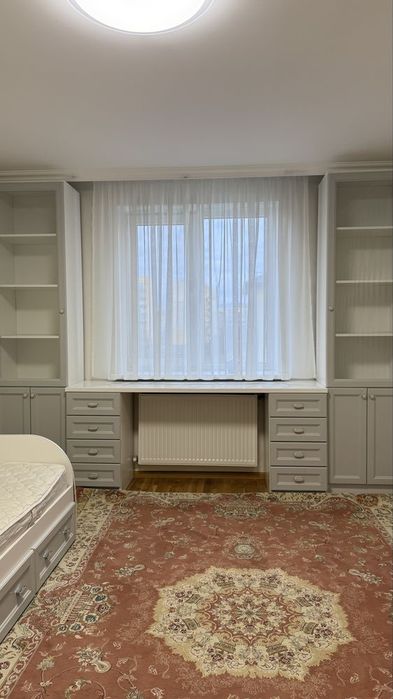 Оренда простороі 3 кімнатної квартири + гараж