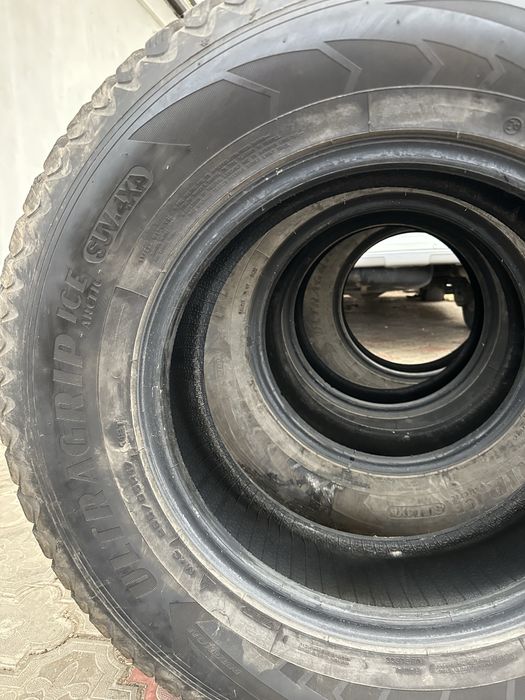 Шини Goodyear майже нові