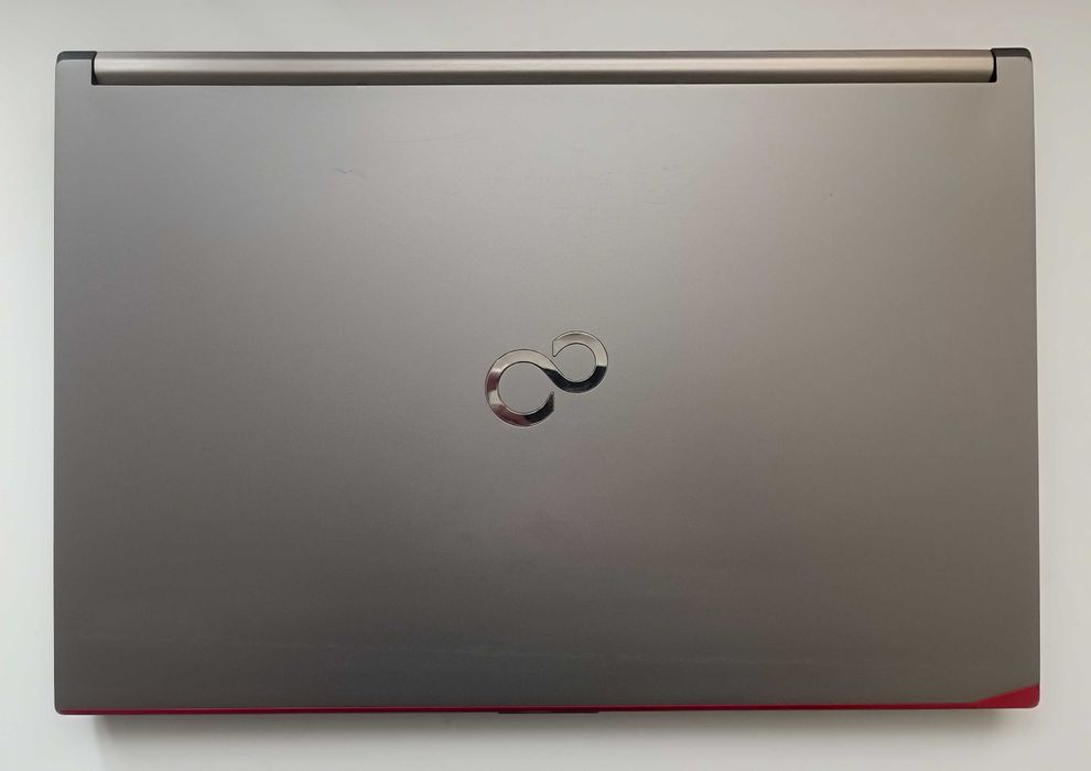 Stacja robocza Fujitsu Celsius H760