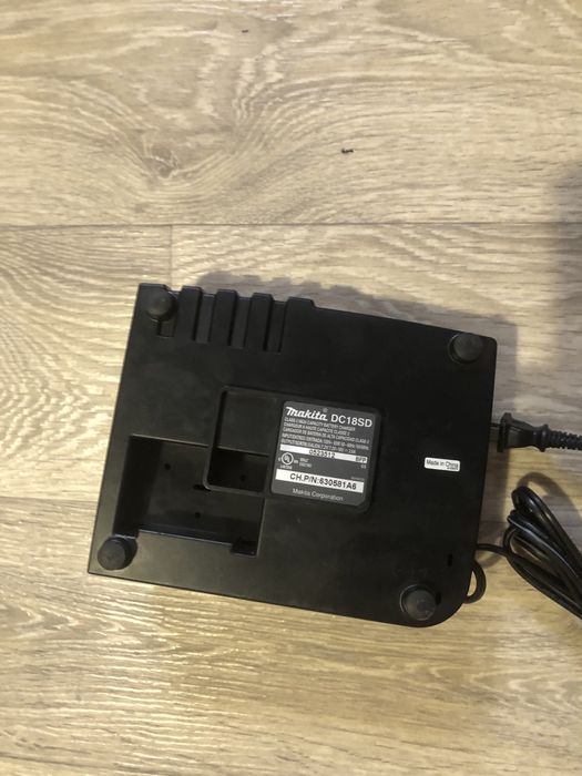 Зарядне до макіта DC 18SD 110W