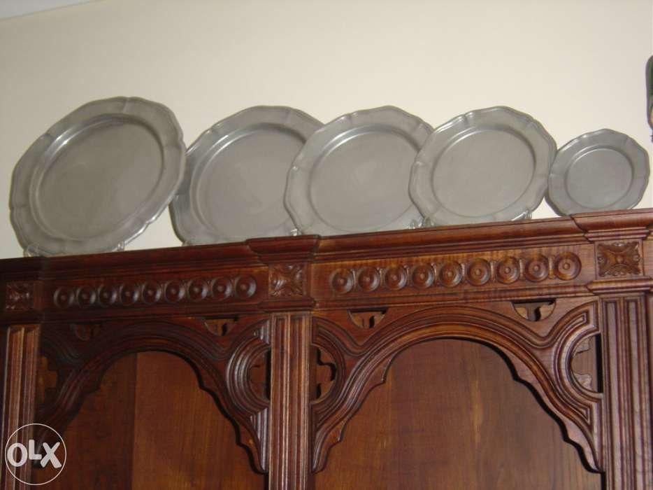 Pratos de estanho 95% D. João V