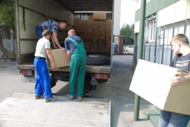 Грузоперевозки Киев Грузовое такси-Переезды-Перевозка мебели-НЕДОРОГО