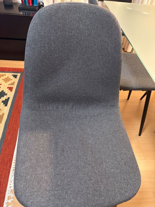 Mesa de Jantar com 4 cadeira