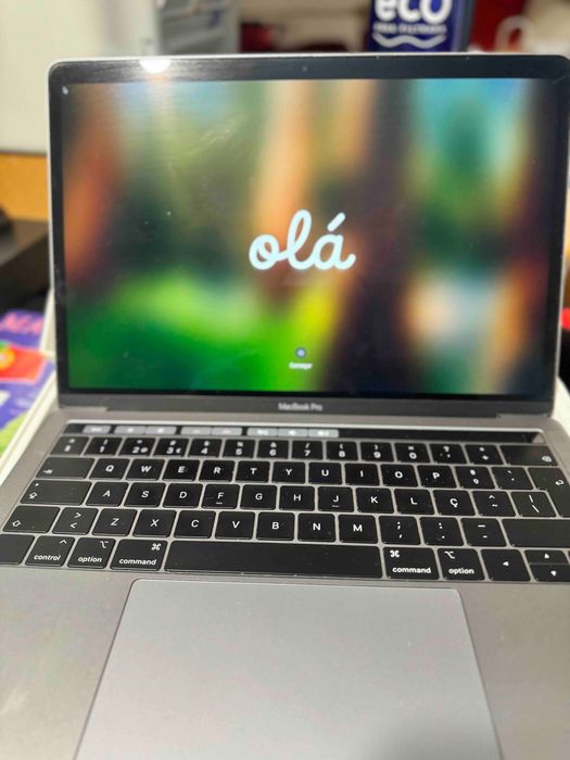 MacBook Pro 13" 500GB SSD (2018) - Touch Bar - Excelente estado