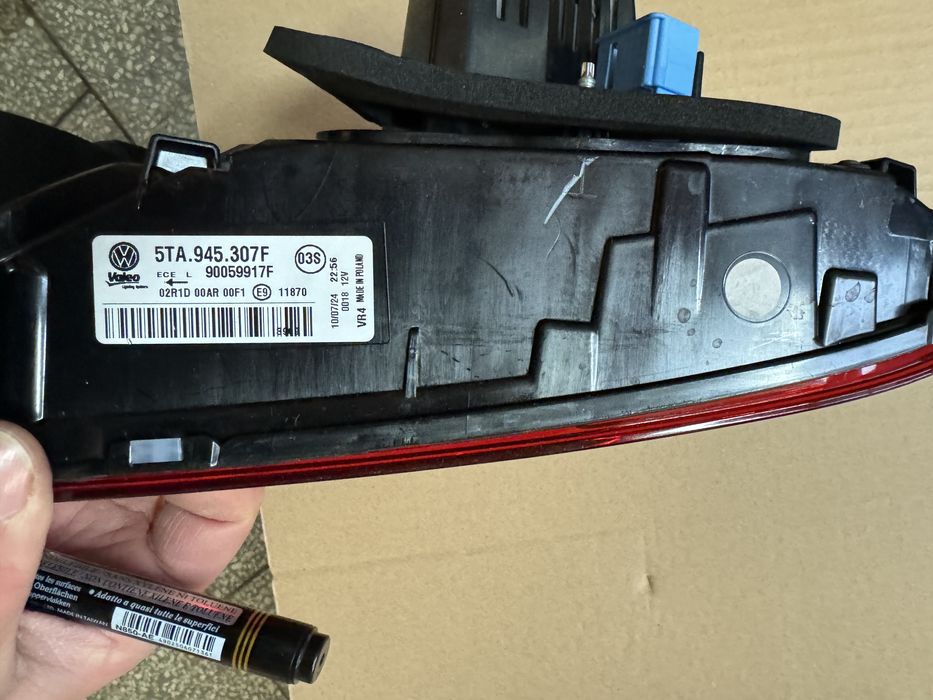 Lampa tył lewa VW Touran 5TA oryginał