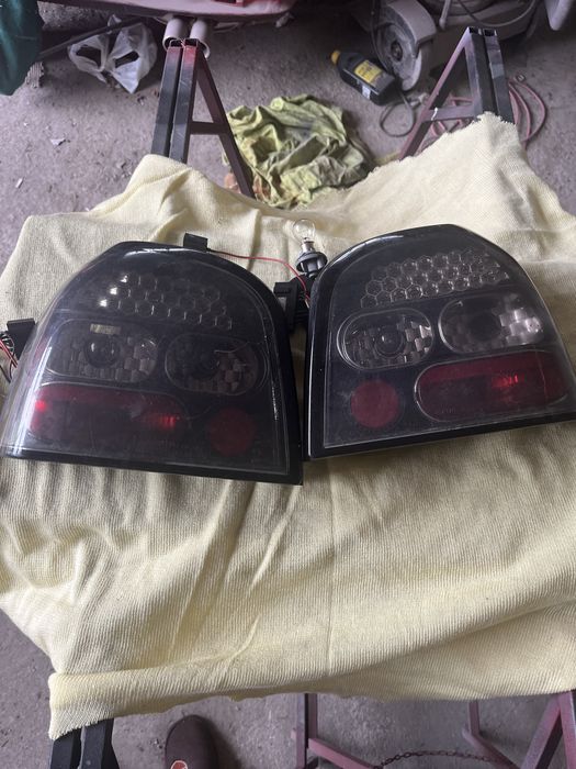 Farolins traseiros Golf mk3