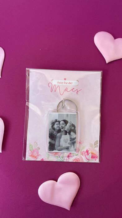 Lembrancinha com porta chaves personalizável
