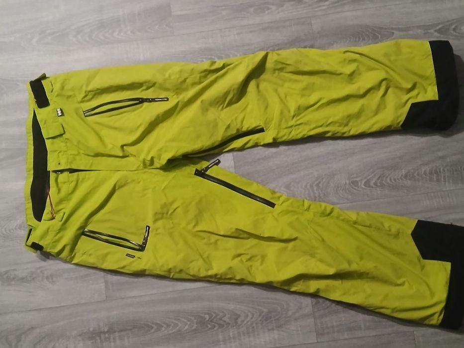 Okazja spodnie na narty idealne