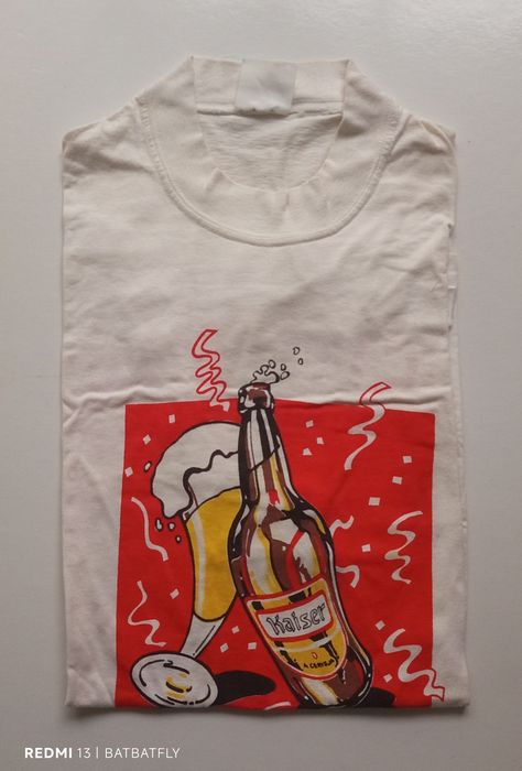 T-shirt original com publicidade à cerveja Kaiser e o carnaval 93

Dis