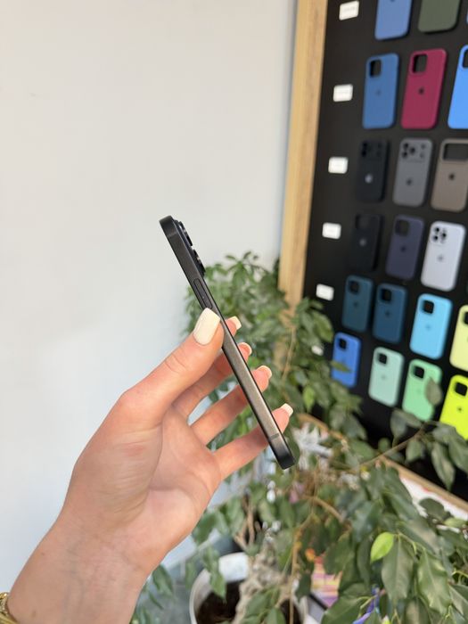 iPhone 15 128GB Black