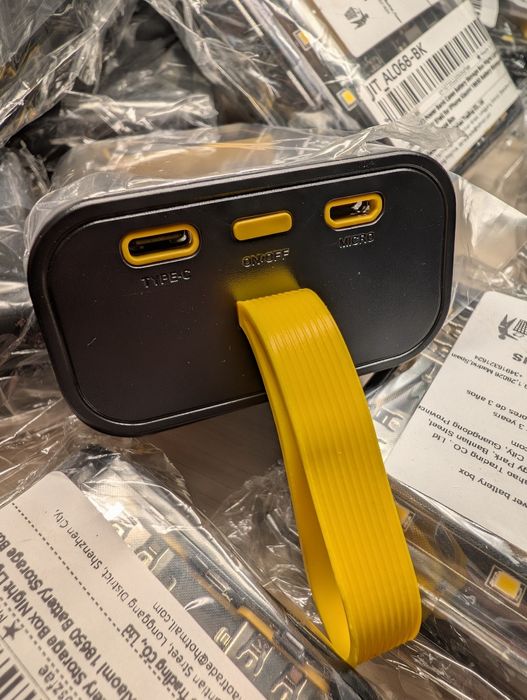 Корпус (Кейс) Павербанк + Ліхтарик Power Bank DIY 3х18650 Type-C (10W)