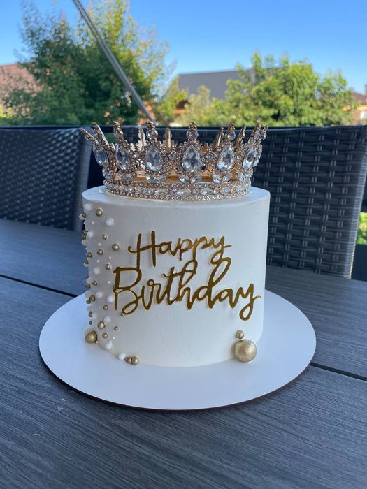 Торт на замовлення від 800 грн/кг.