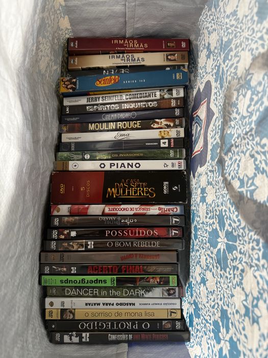 Dvds de filmes e series