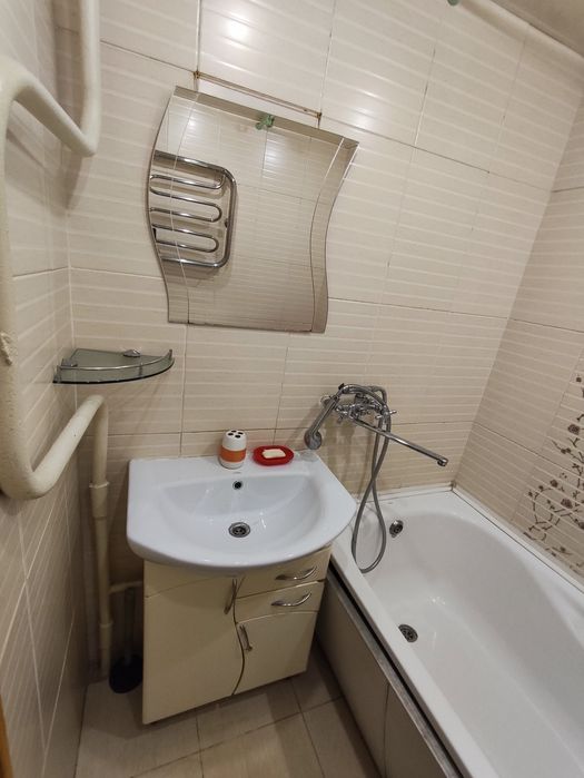 Продам 3х комнатную квартиру, центр 16го мкр на Рубана Хортицкий район