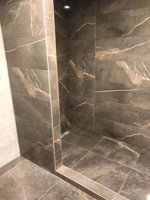 Укладка плитки Харьков. Плиточник.