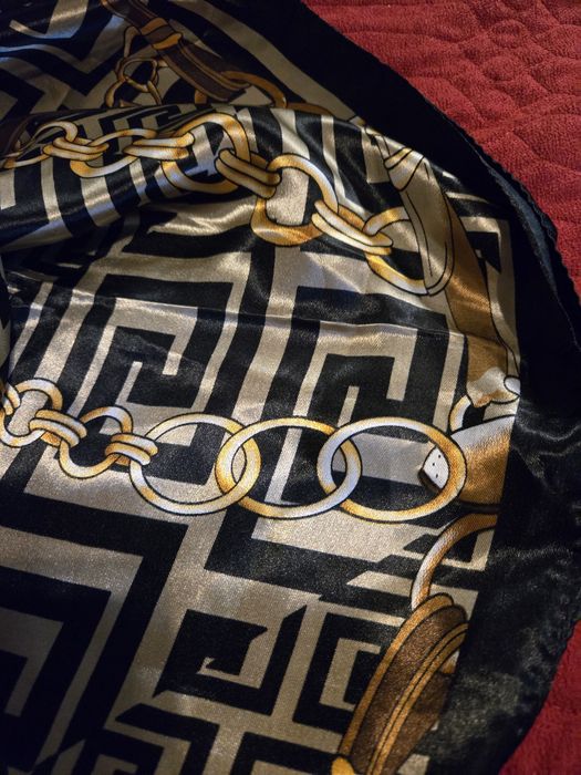 Chusta damska wiosenna.