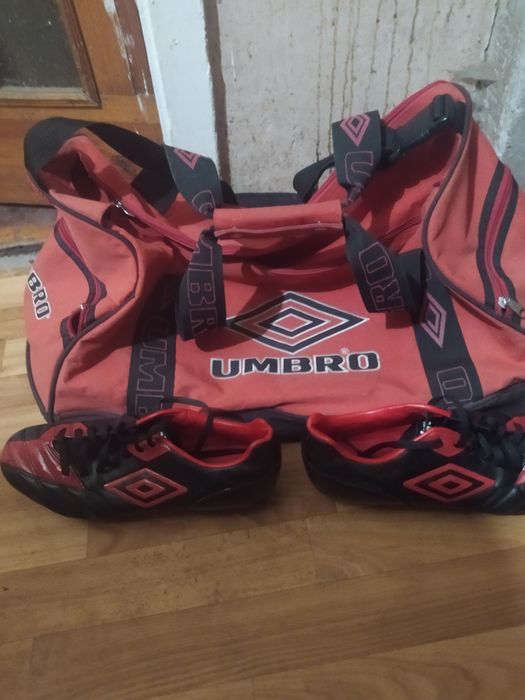 спортивная сумка,, умбро,,