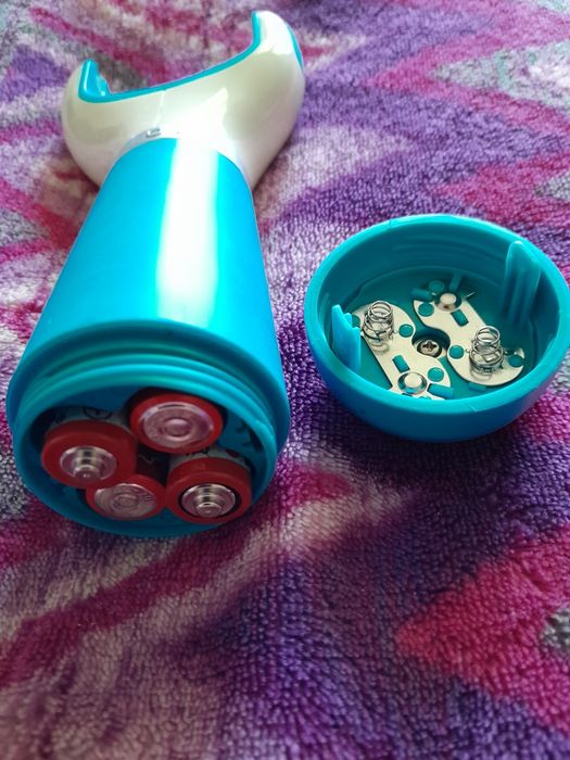 Pilnik do stóp Scholl, baterie i 2 wkłady