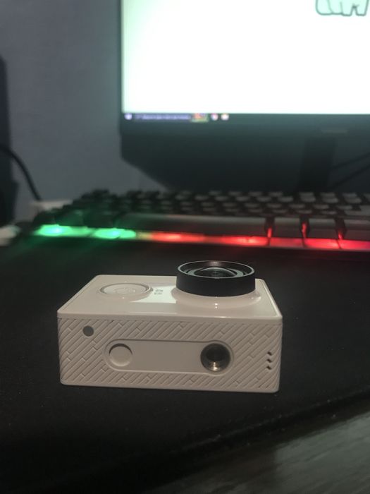 Экшн камера xiaomi yi