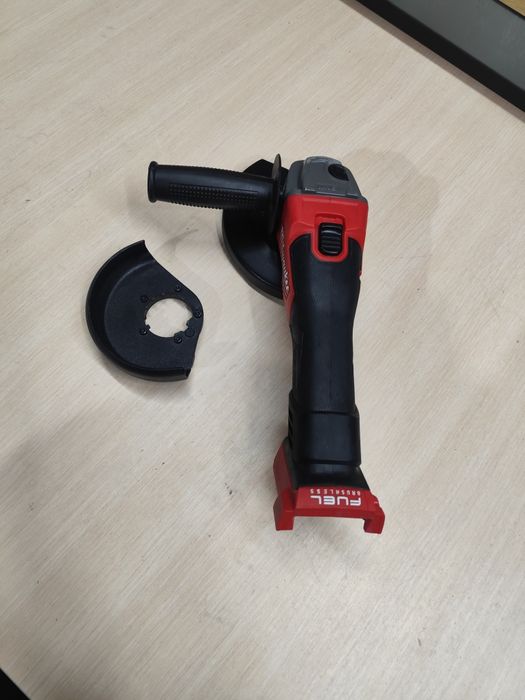 Milwaukee M18 FSAG125 X    M14    безщіткова акумуляторна болгарка Мі