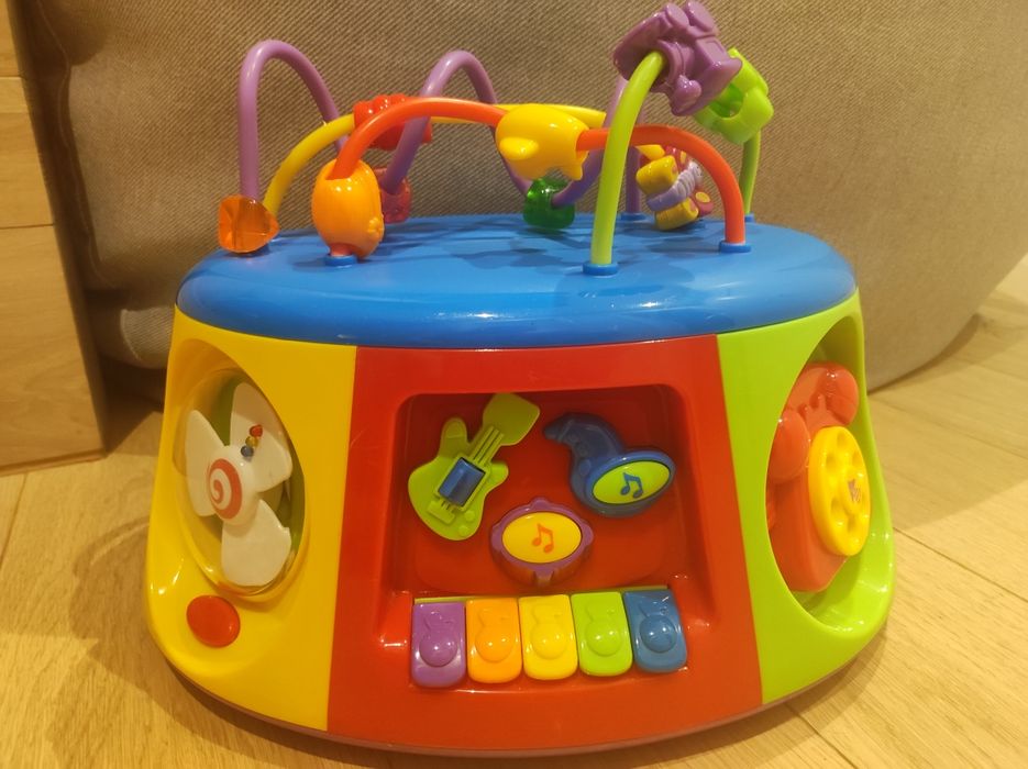 Zabawka edukacyjna interaktywna skrzynia