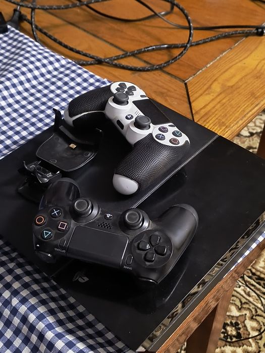 Продам пс 4 або обмін на комп'ютер