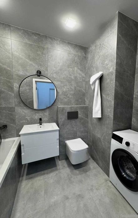 Продаж 1 кімнатної квартири з ремонтом в новобудові