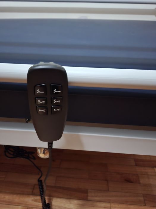 Cama articulada e colchão como novo