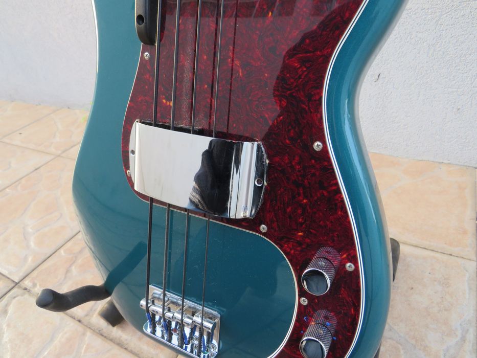 Fender Precision FSR MIM Ocean Turquoise