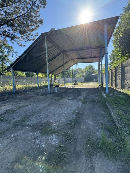 Wynajme działke 1400 m2 Utwardzona z Wiatą i Budynkiem Gospodarczym