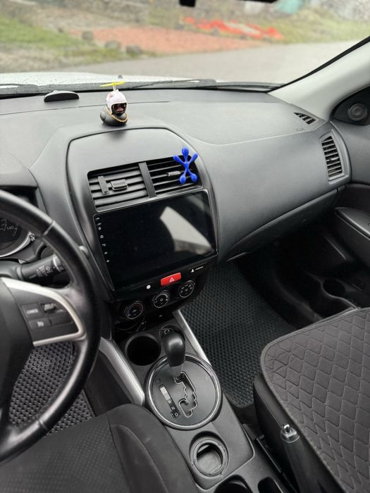 Mitsubishi Outlander Sport / ASX 2.0 газ/бензин Автомат 2014